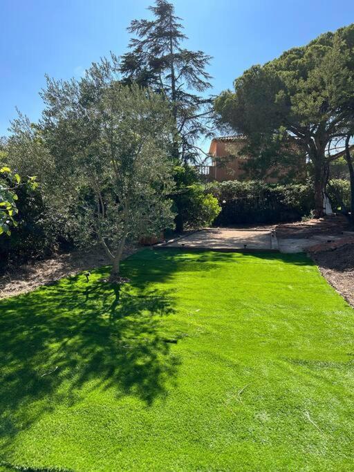 Villa Grand Mas Provencal, Mer A 200M, Parking Prive Ferme, Piscine Chauffee à Sainte-Maxime Extérieur photo